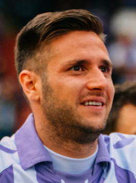 Duje E.