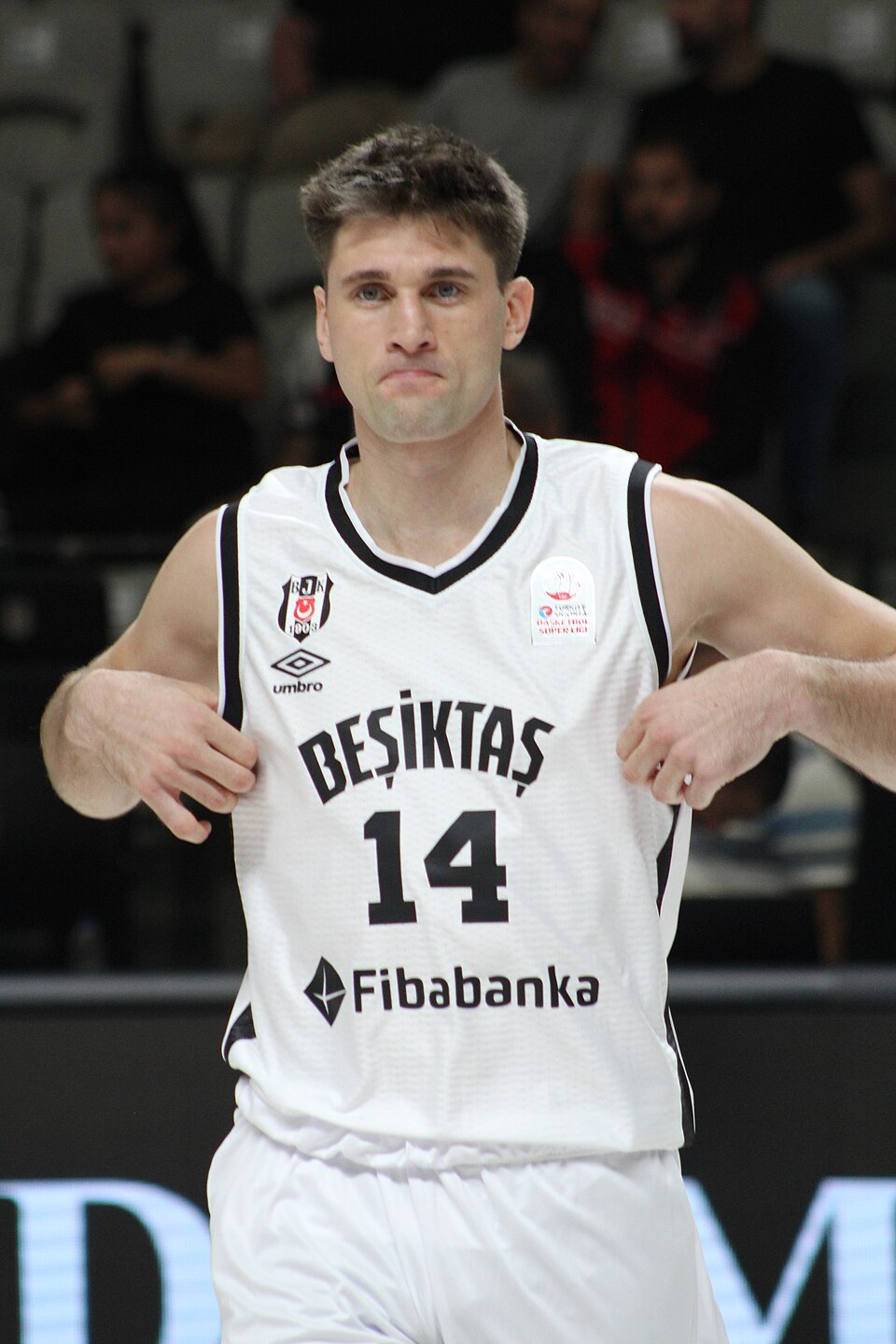 Dustin Sleva