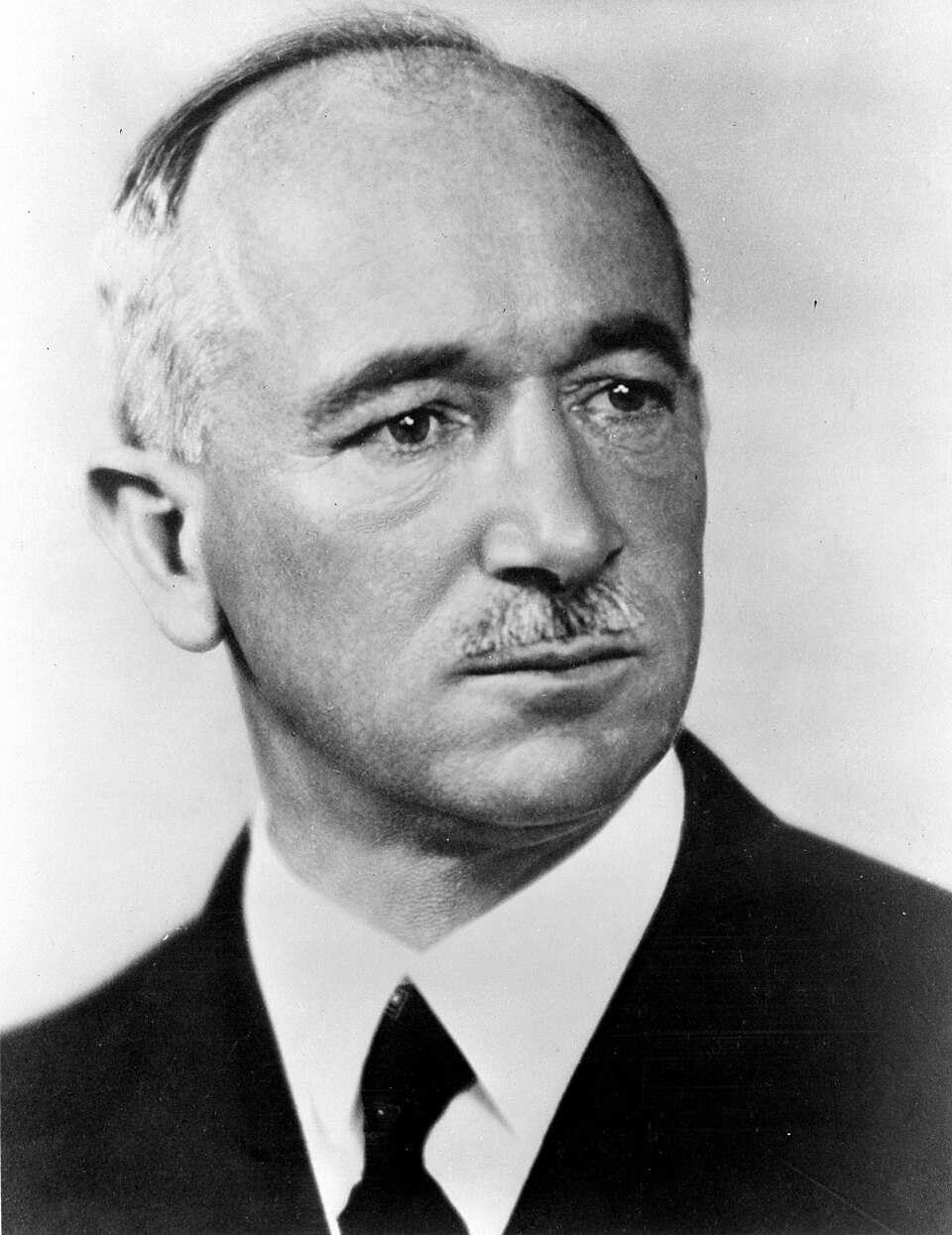 E. Beneš