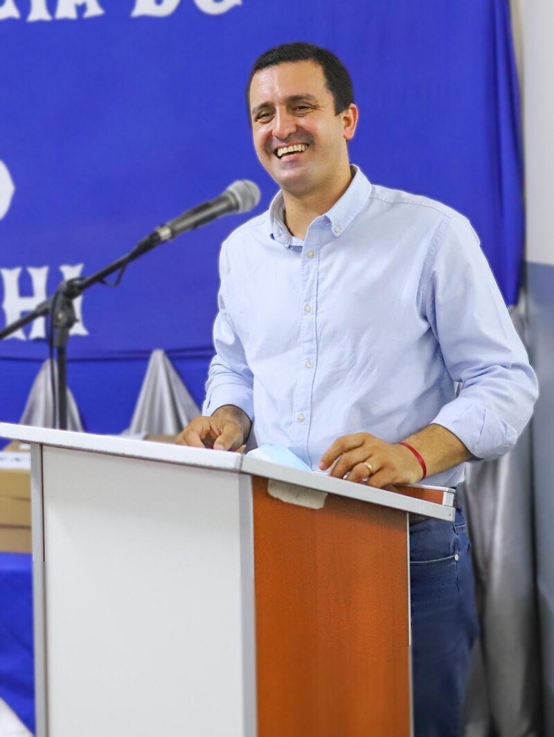 Eber Solís
