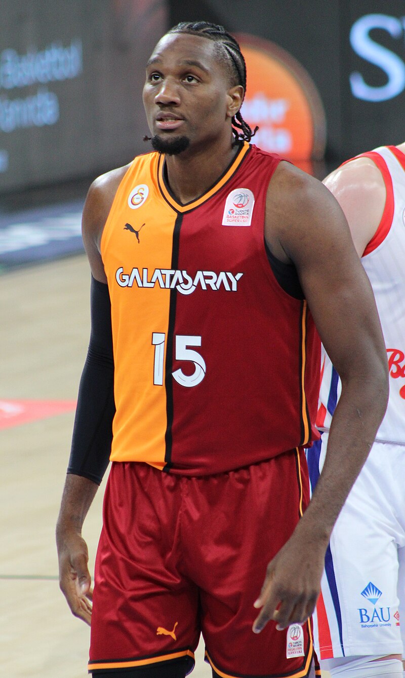 Ebuka Izundu