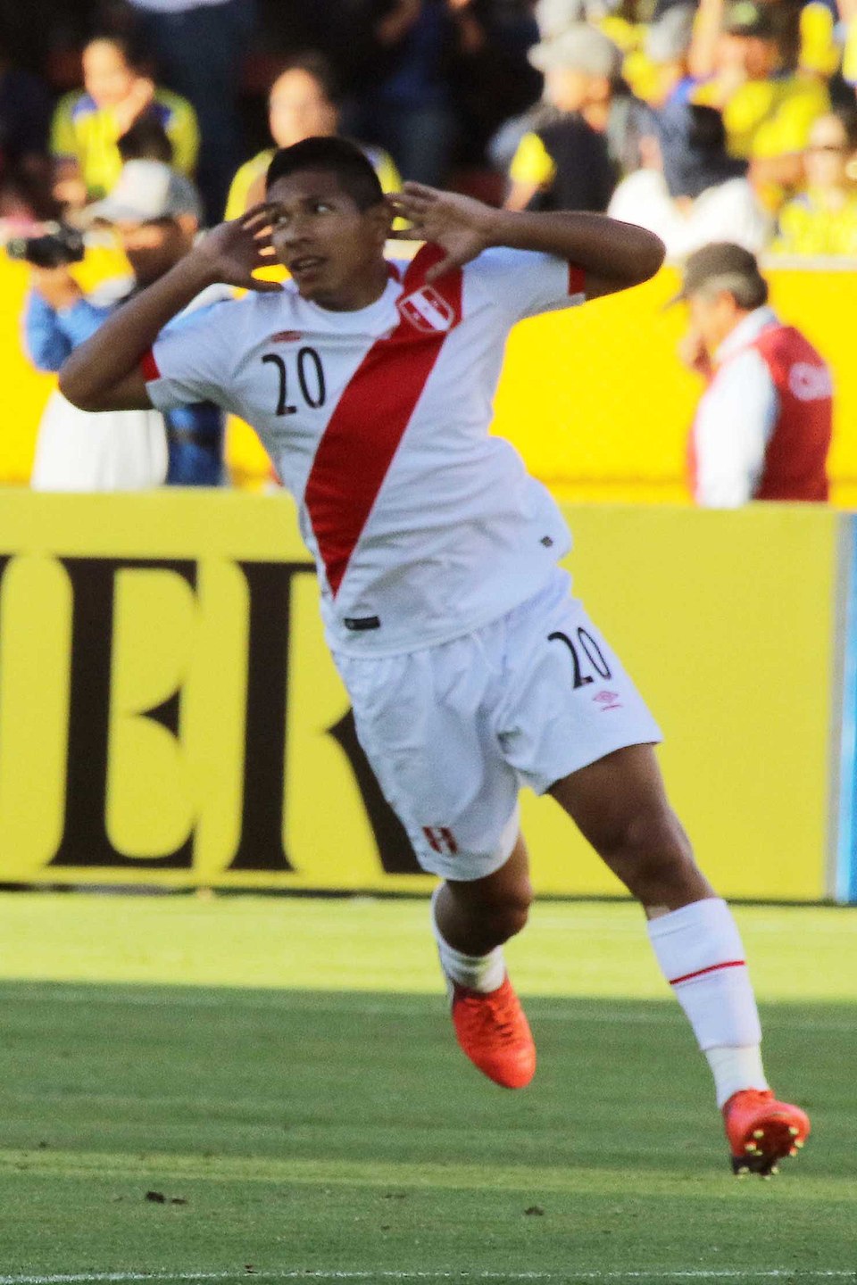 Edison Orejas Flores