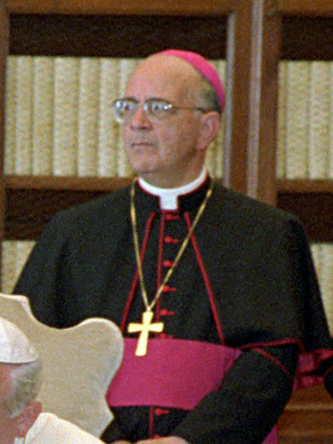 Eduardo Martínez