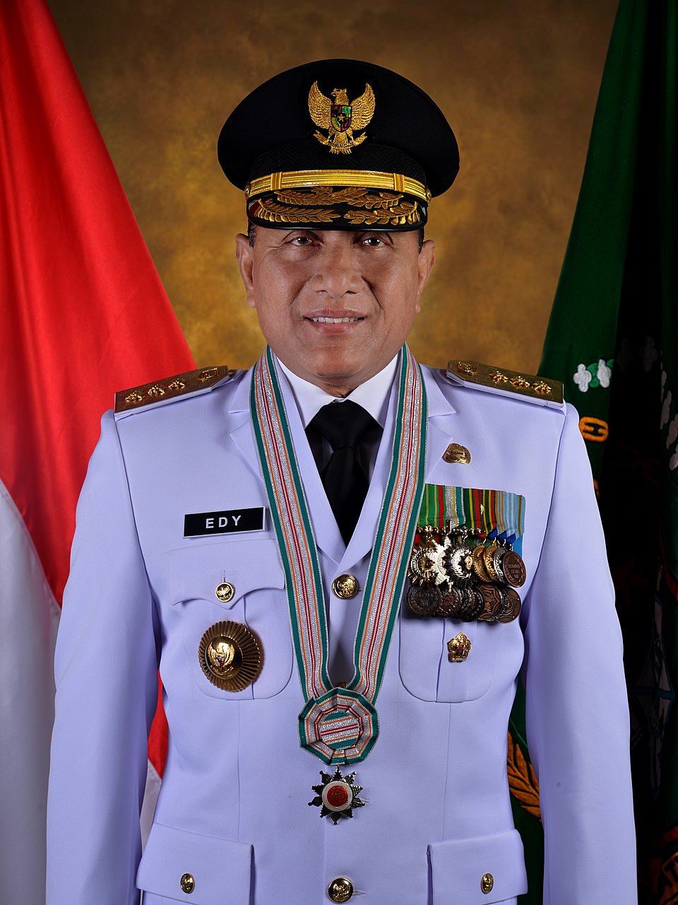 Edy Hidayat