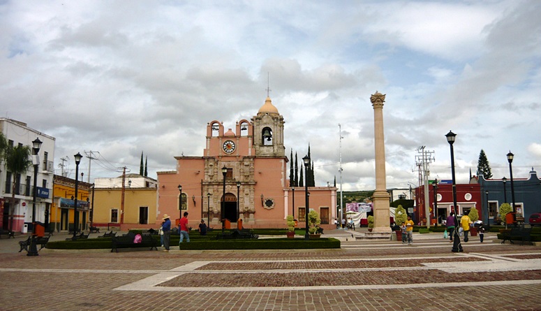 Efrén Hernández