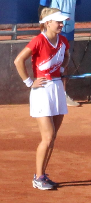 Elana Mackey