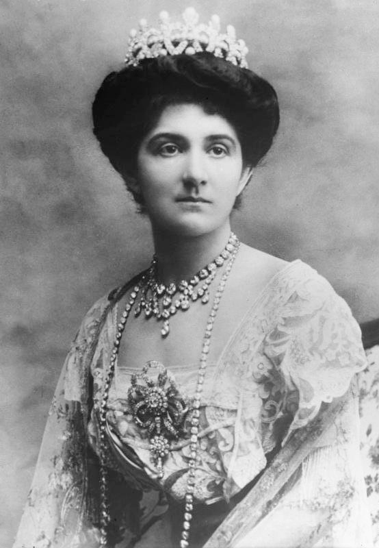 Elena Lazaru