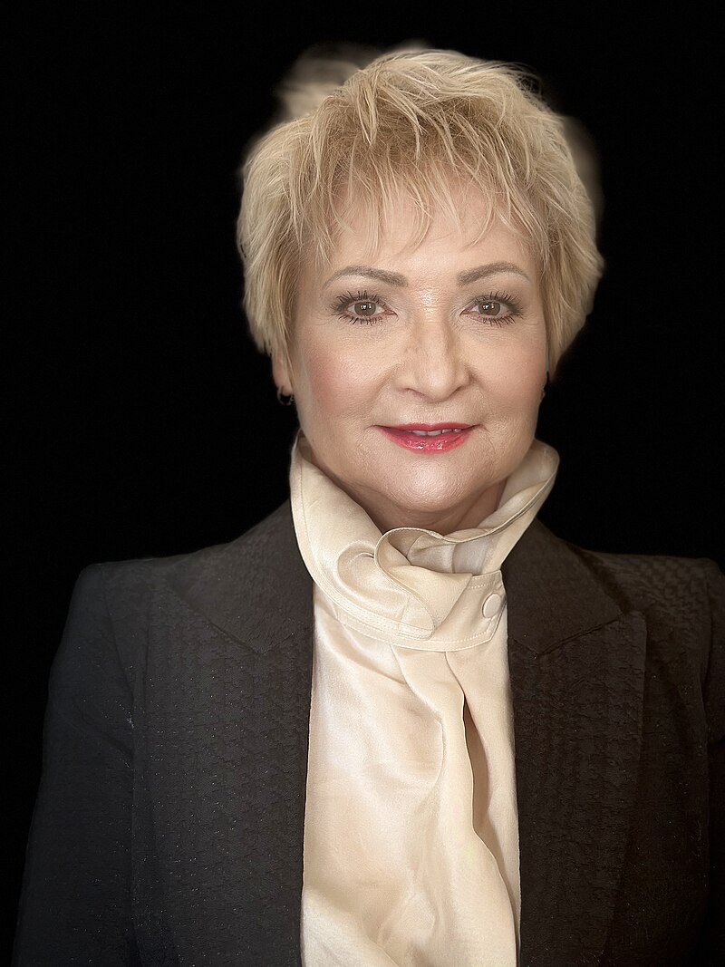 Elena P.