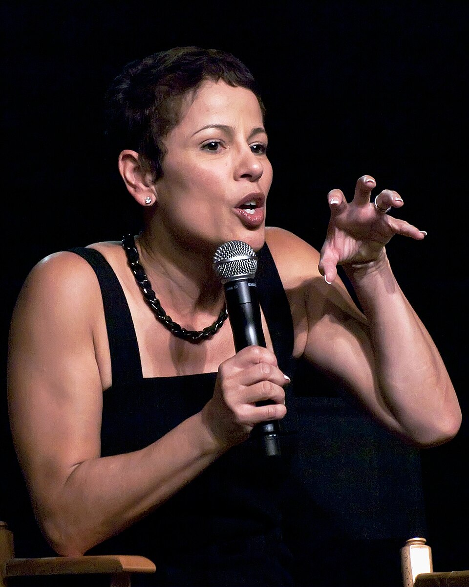 Elena Puente