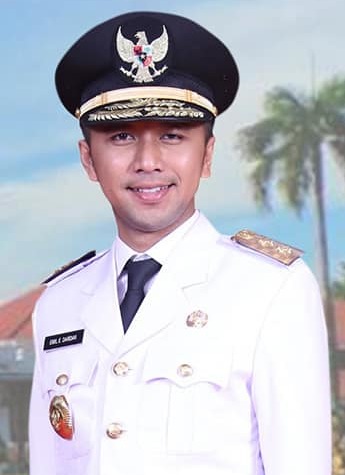 Emil Elestianto Dardak