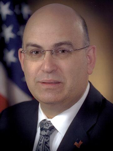 Emilio González