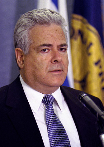 Ephraim Sneh