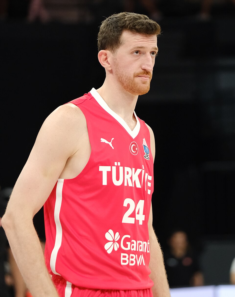 Ercan E.