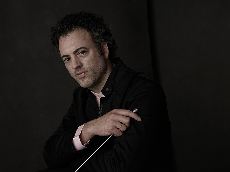 Eric Ouzounian
