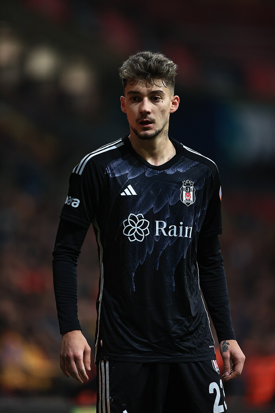 Ernests Muči