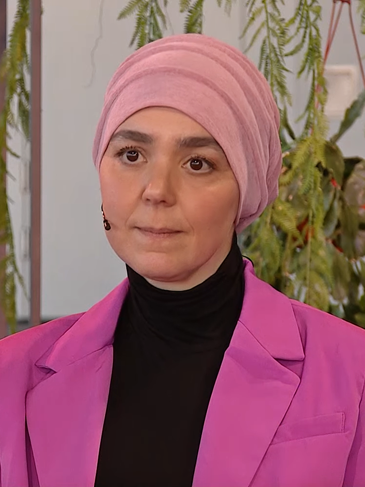 Esmah Lahlah