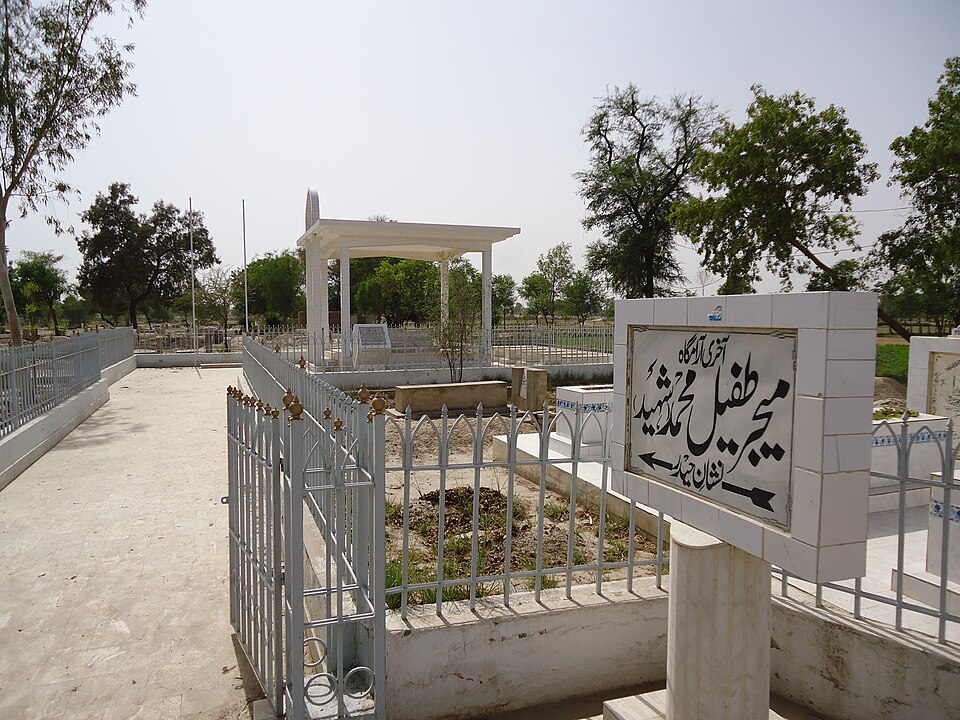 Essa Khan Sukhera