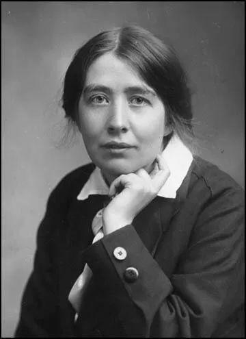 Estelle Liberty