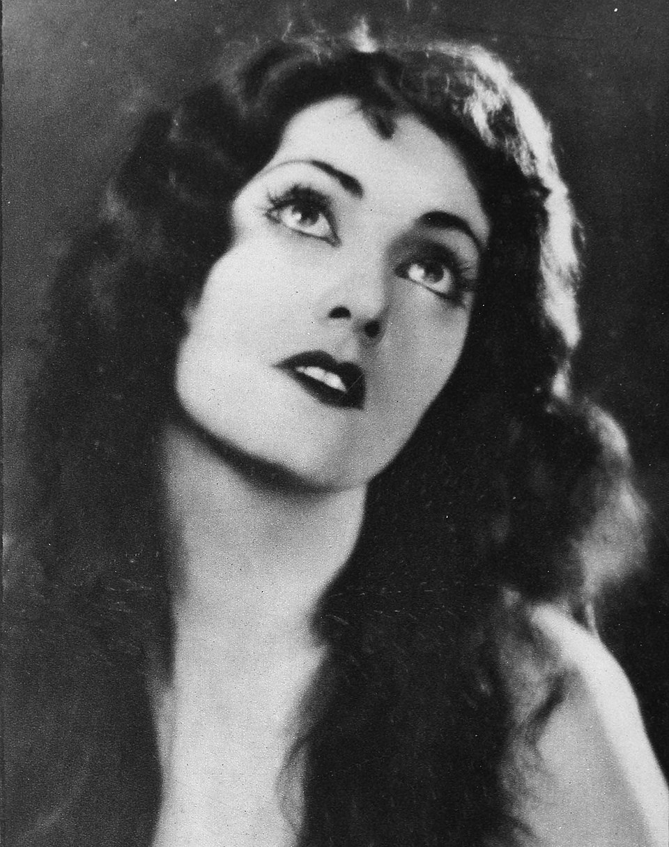 Eve McDowell