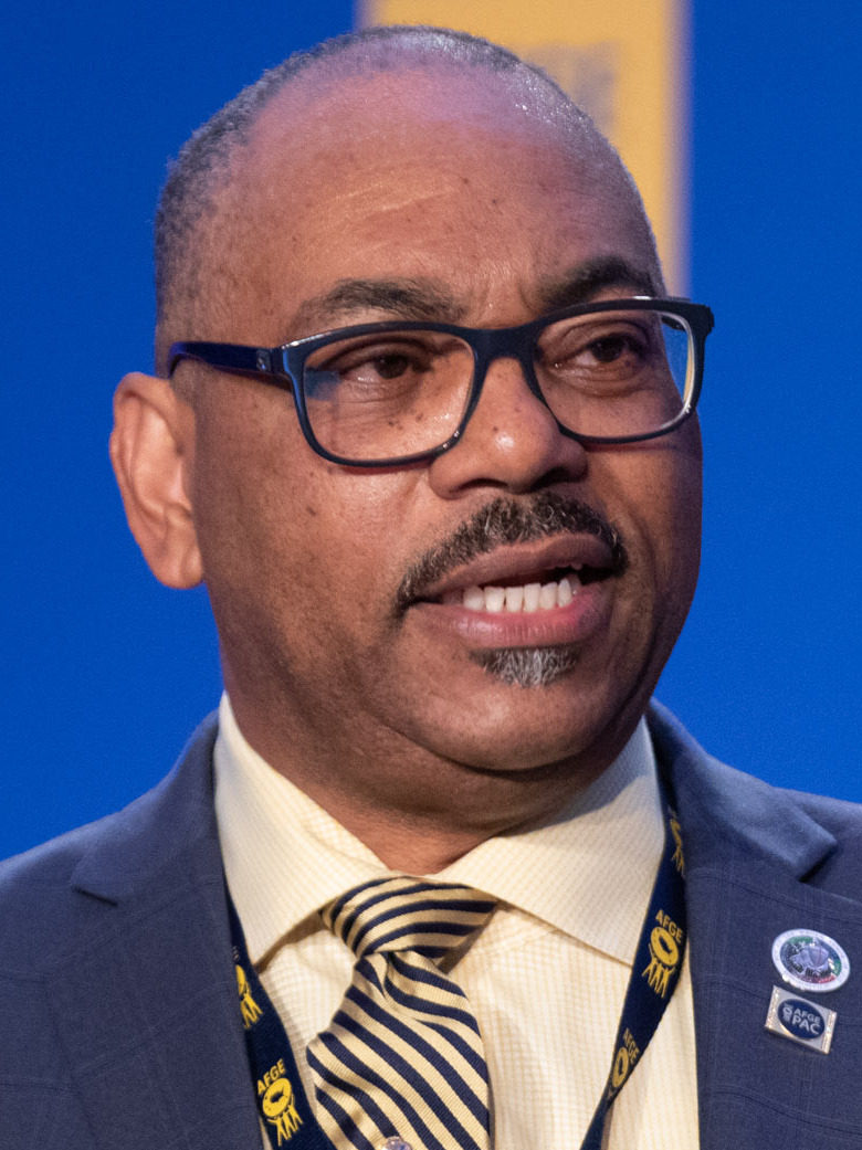 Everett Kelley
