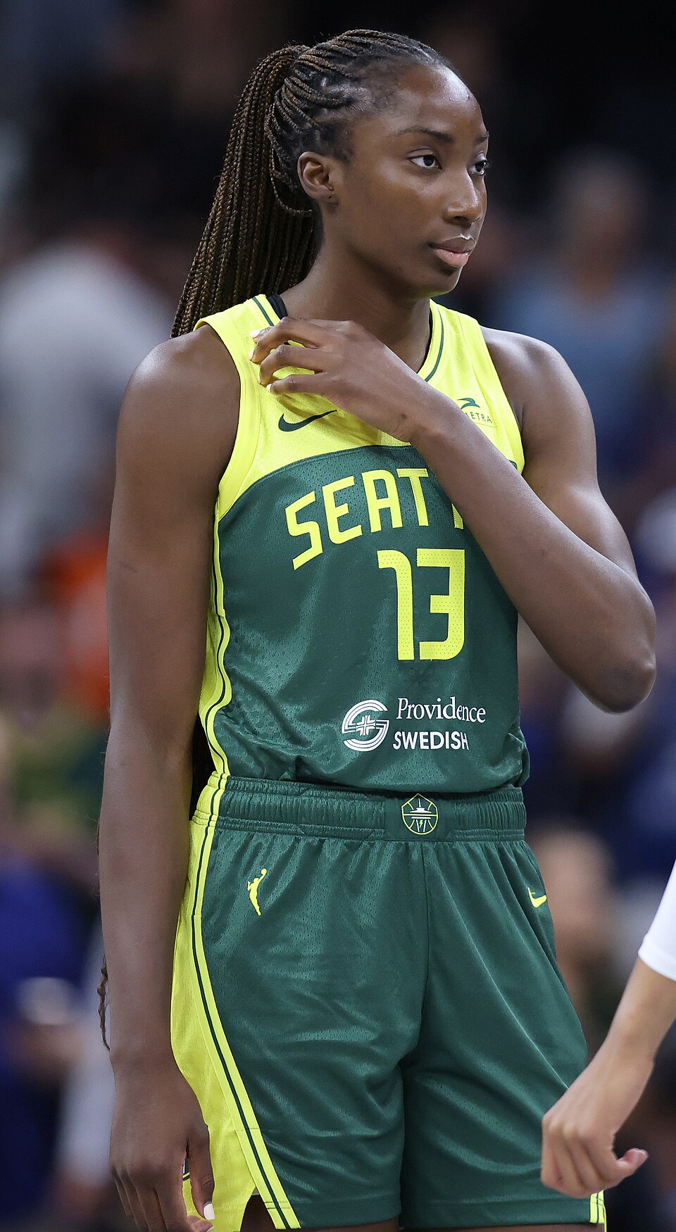 Ezi Magbegor