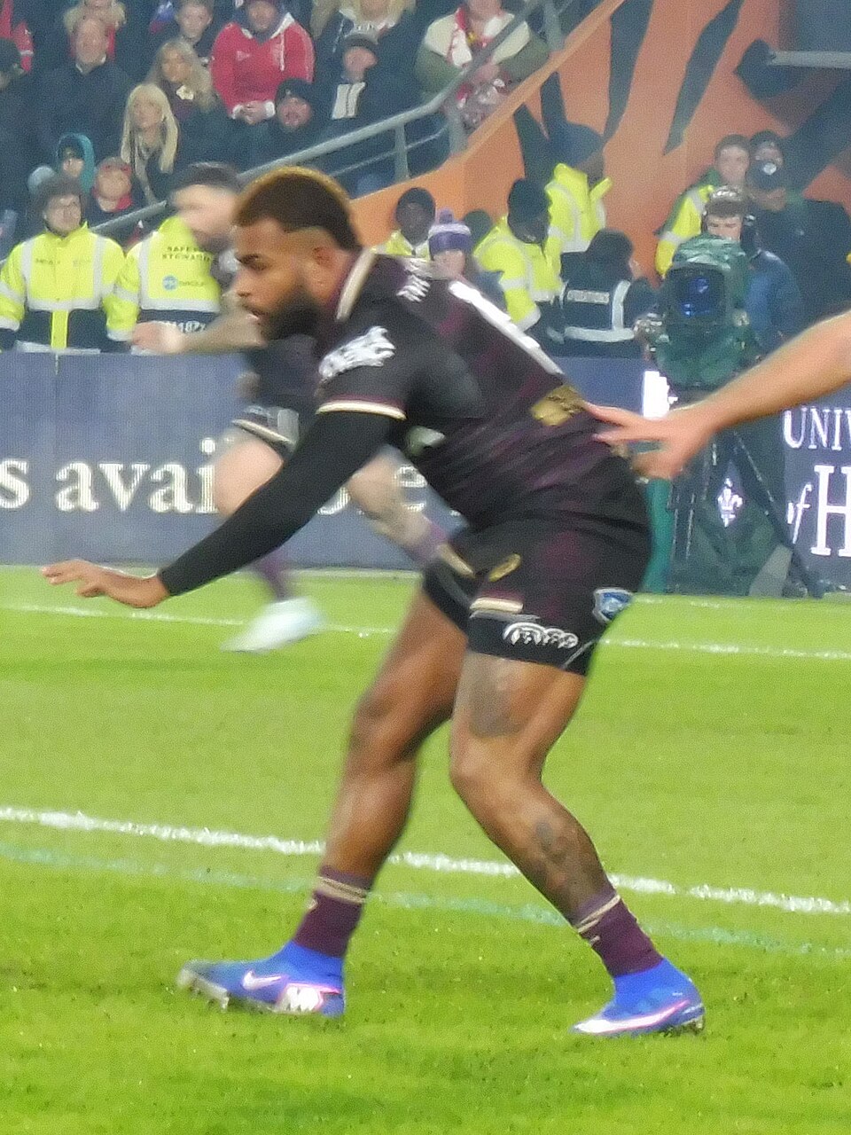 Ezra Mam