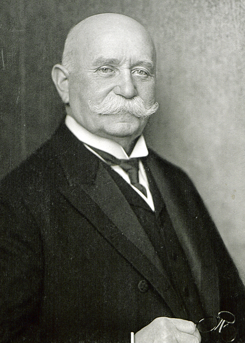 Ferdinand Adolf August Heinrich von Zeppelin