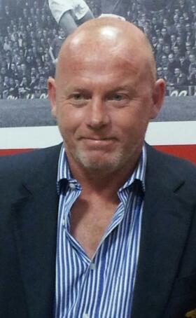 Gary Groves