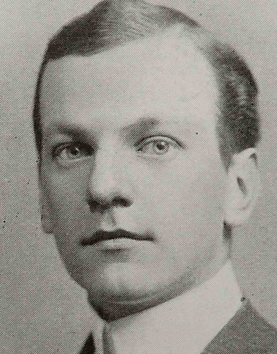 Giles Scott