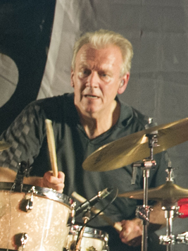 Gilson Lavis