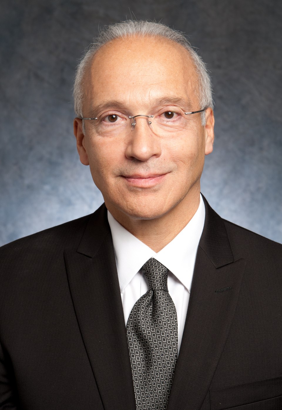 Gonzalo Curiel