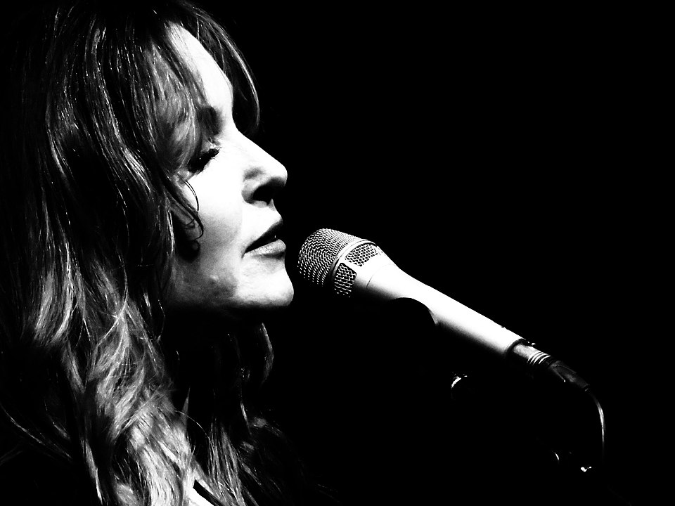 Gretchen Peters