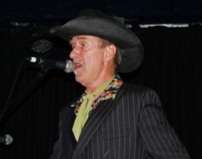 Hank Cow