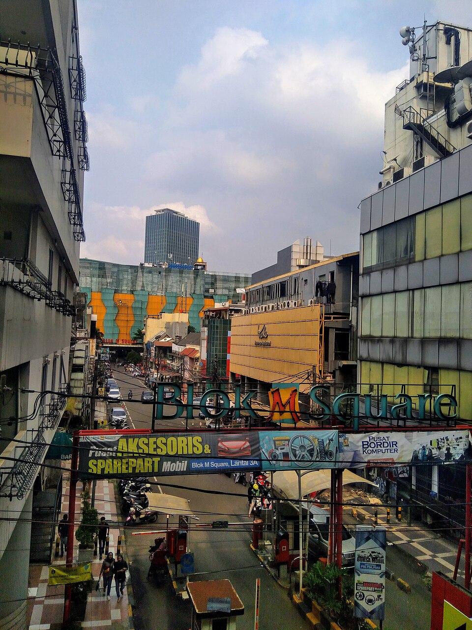 Hari Blok