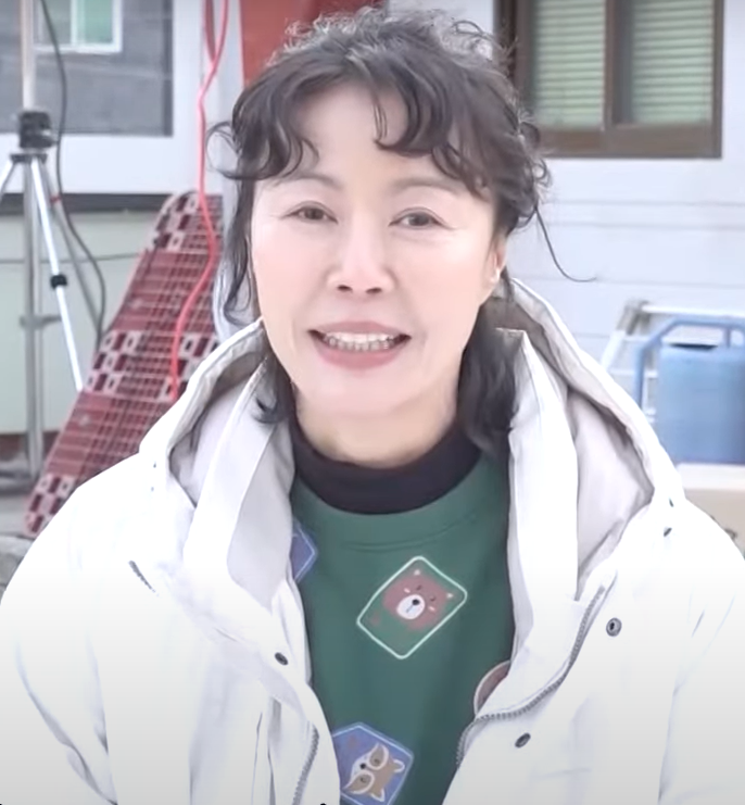 Hee-Kyung