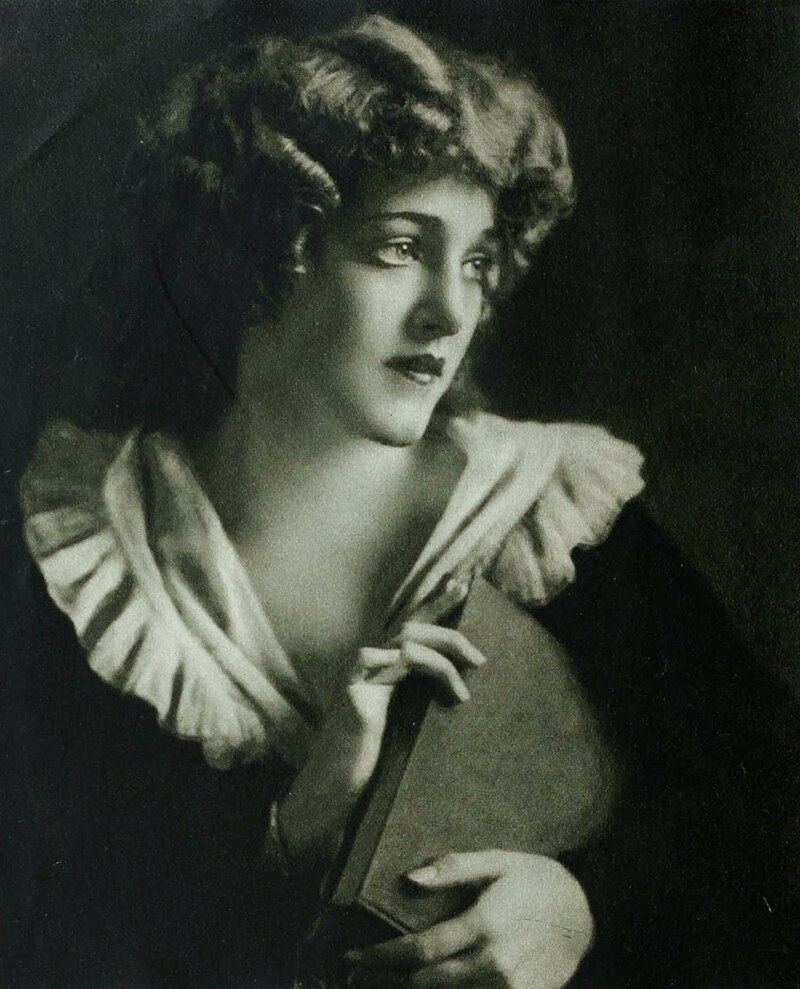 Hillary Davis
