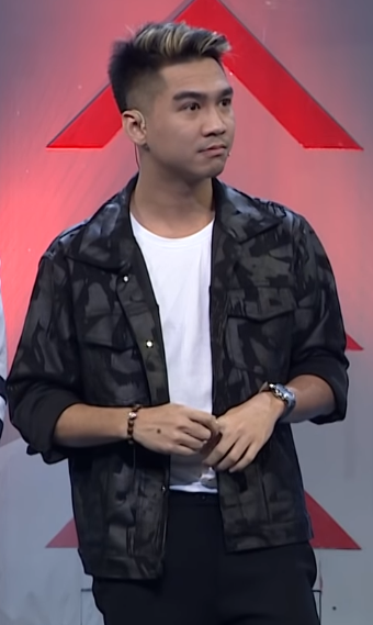 Hoang Van Khoa