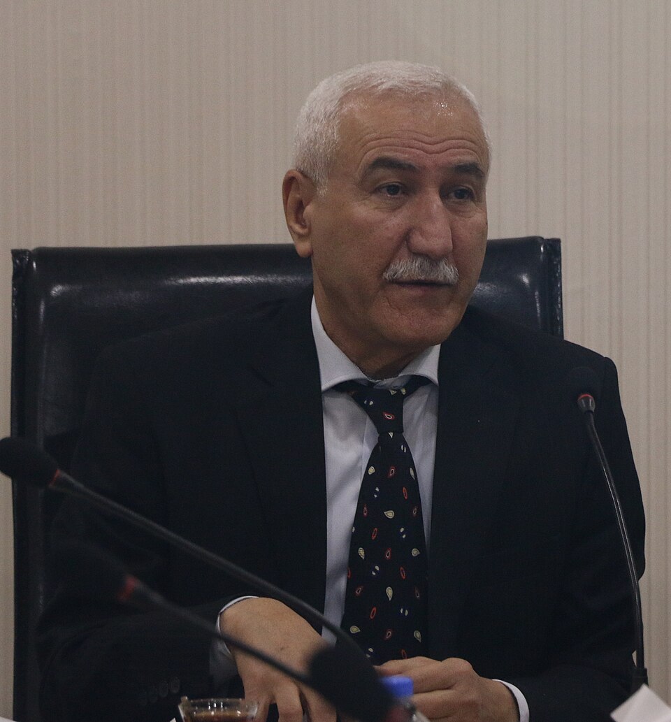 Hussein Amin