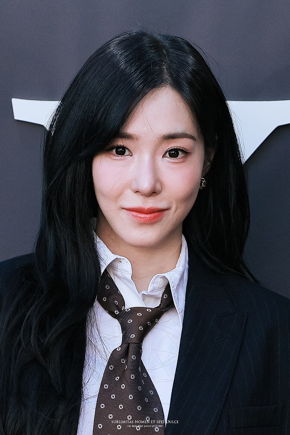 Hwang Smiling Stone