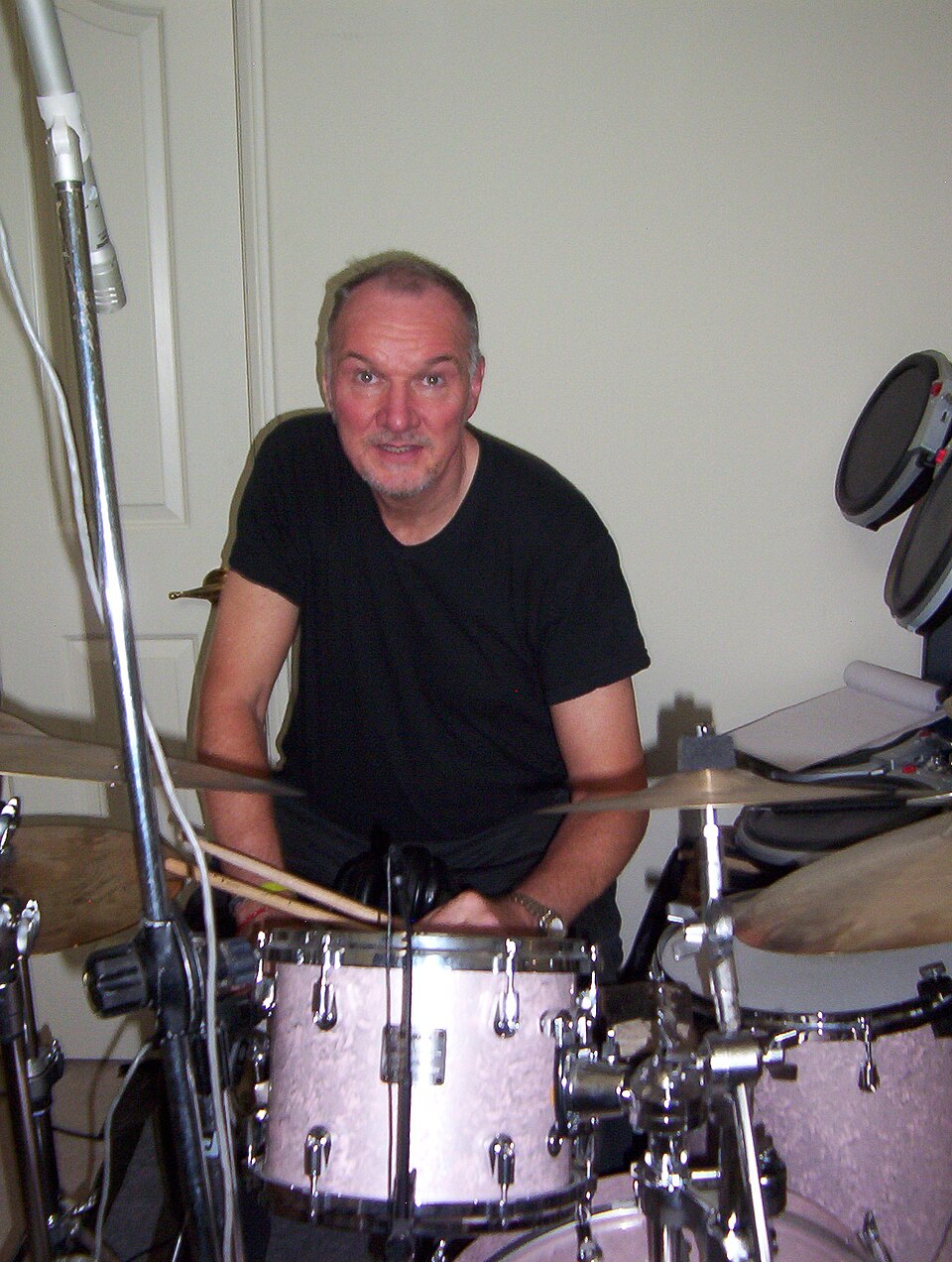 Ian Wallace