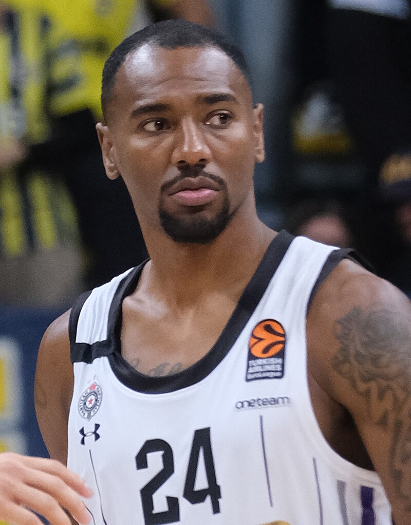 Isaiah Mike