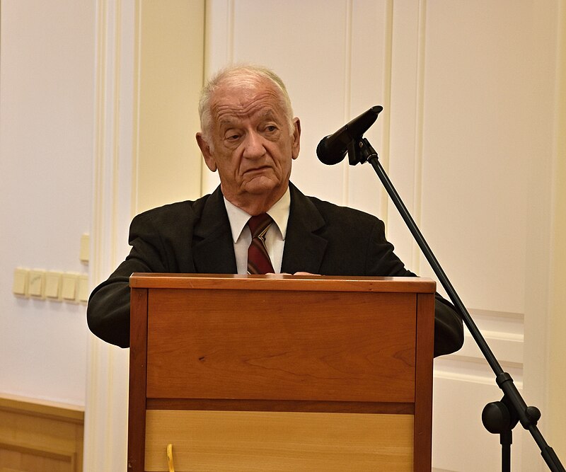 Ivan Kamenec