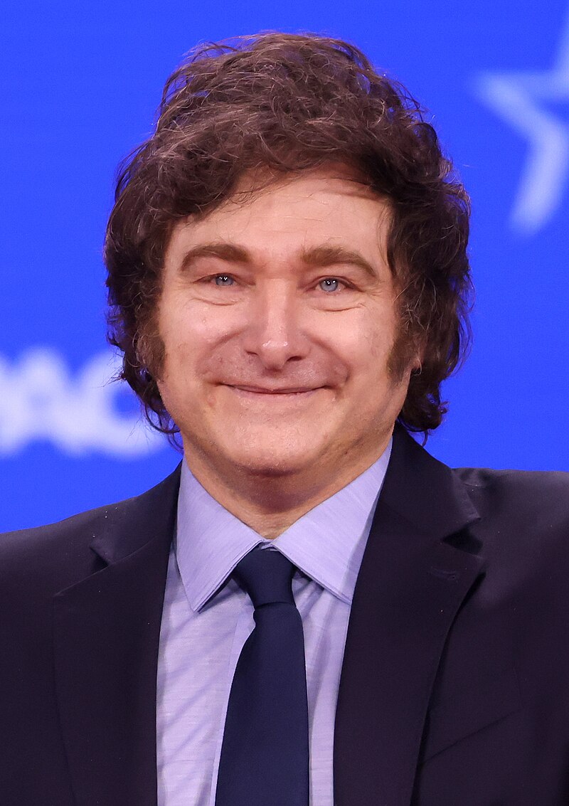 Javier Oliva Posada