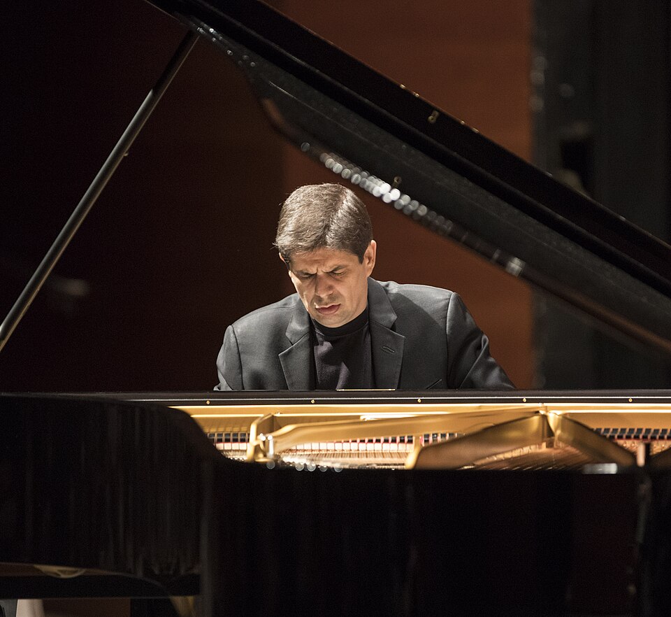 Javier Perianes