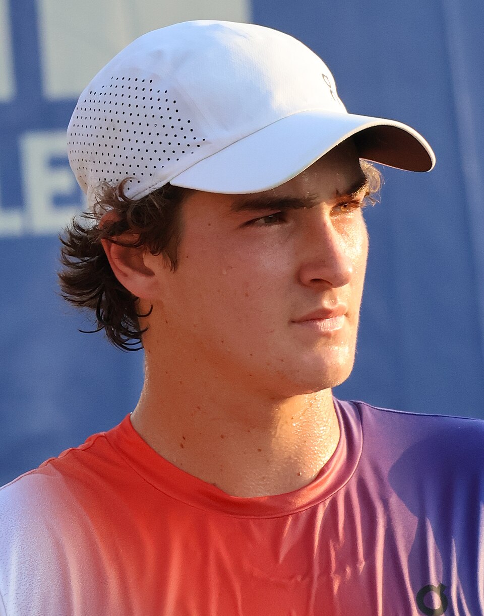 João R.