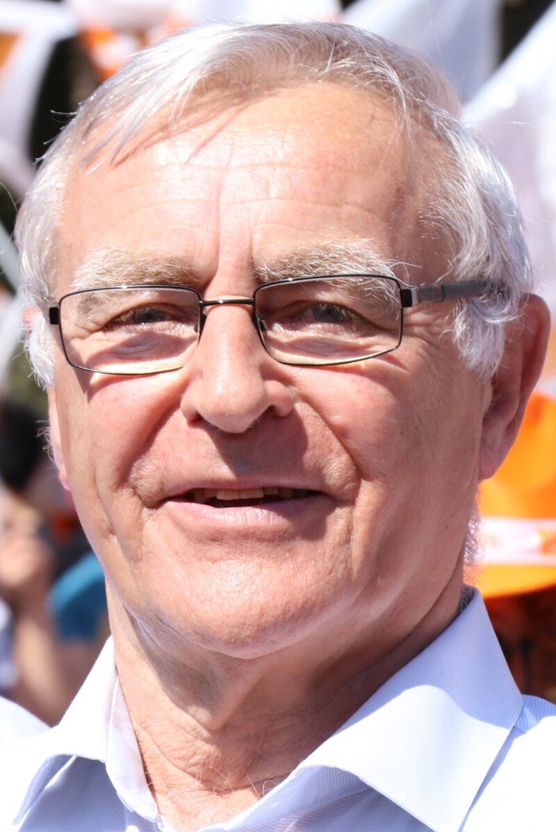 José Gosálbez
