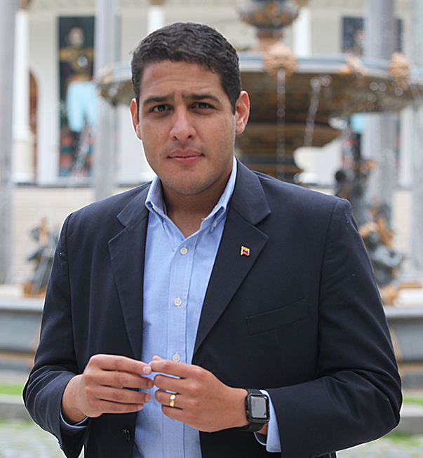 Jose Manuel Olivares
