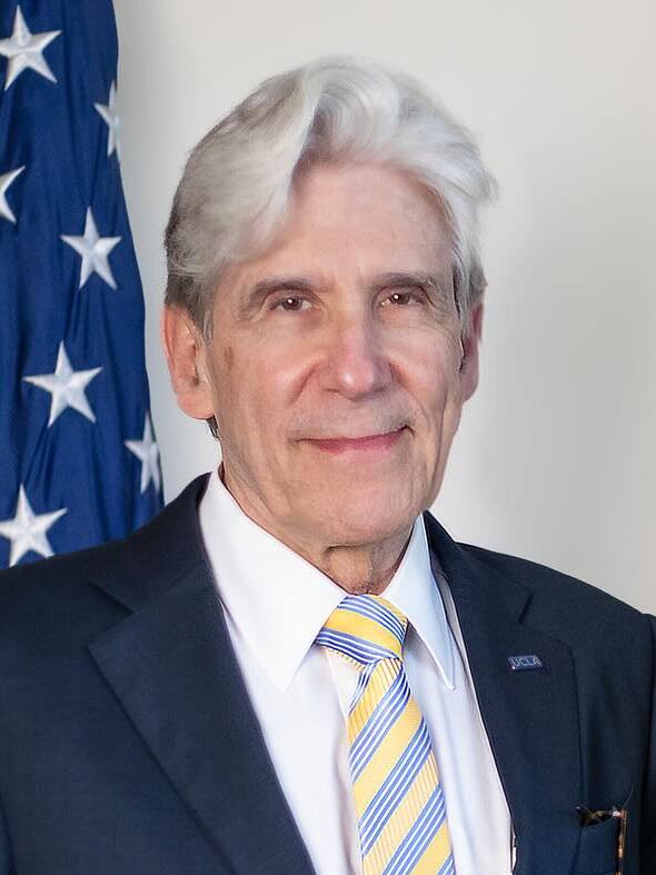 Julio Frenk Mora