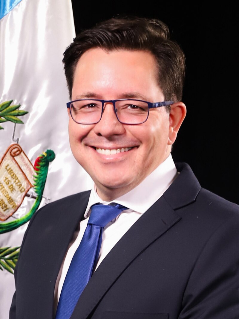 Julio Héctor Estrada Domínguez
