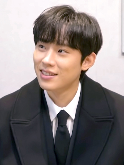 Jun Hong Cheol